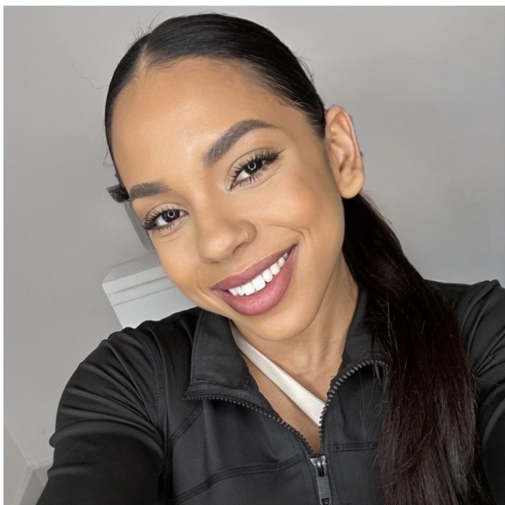 Avatar of Marina Araujo