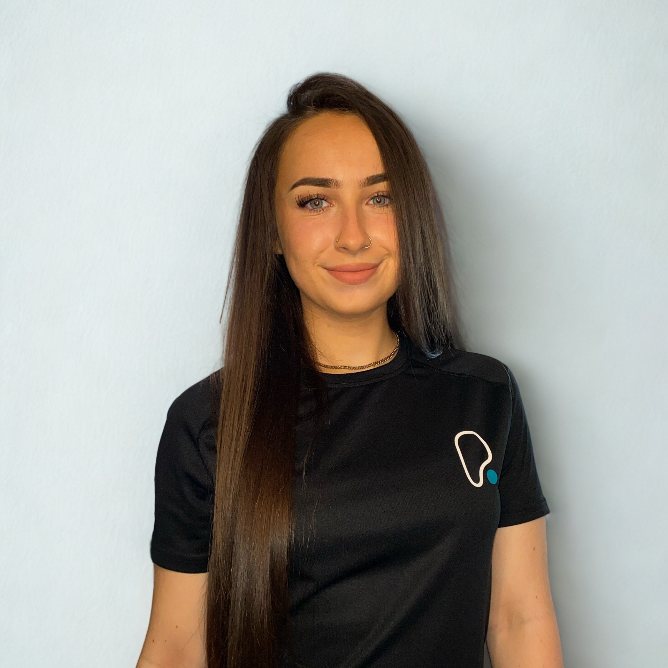 Avatar of Holly Pearce