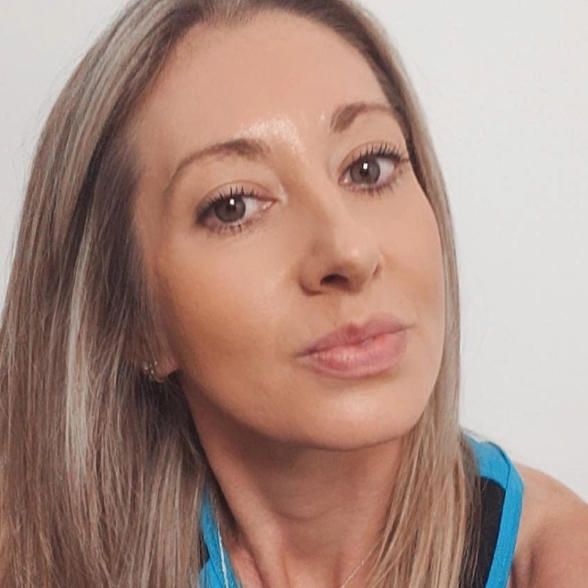 Avatar of Lyndsey Lazell